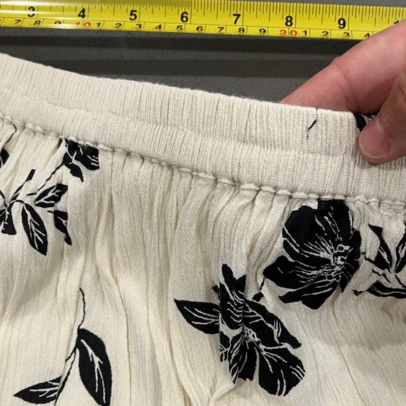 Amuse Society Black Floral A-Line Skirt - Picture 8 of 8